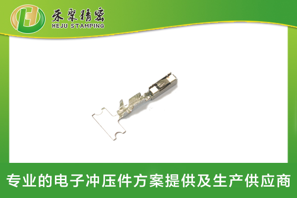 新能源汽车连接器3